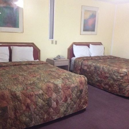 Travel Motel Raton Buitenkant foto